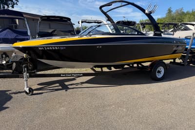 BOATZON | Malibu Wakesetter 21 XTi 2006