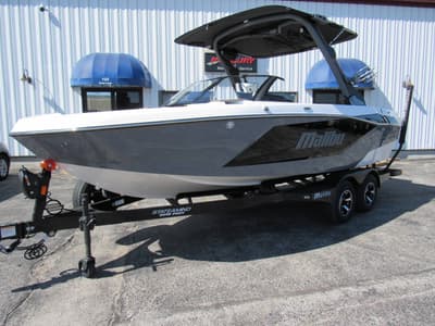 BOATZON | Malibu Wakesetter 21LX 2026