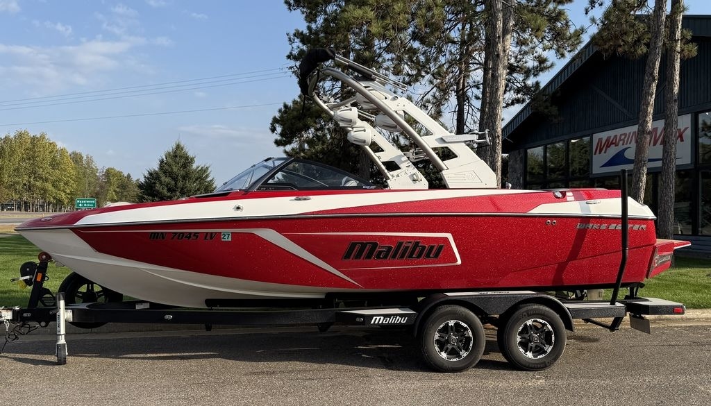 2019 Malibu Wakesetter 22 LSV - Sold Boat