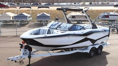 BOATZON | Malibu Wakesetter 22 LSV 2024