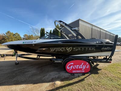 BOATZON | Malibu Wakesetter 22 MXZ 2012