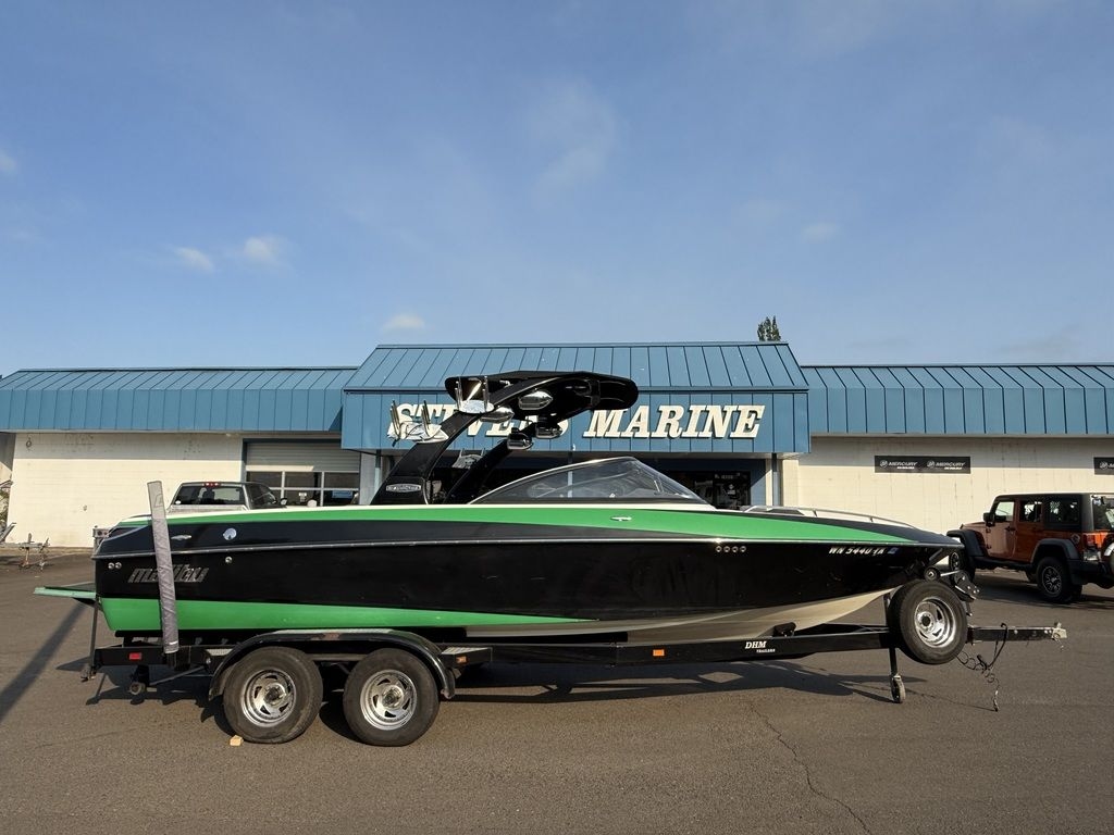 2007 Malibu Wakesetter 23 - Sold Boat