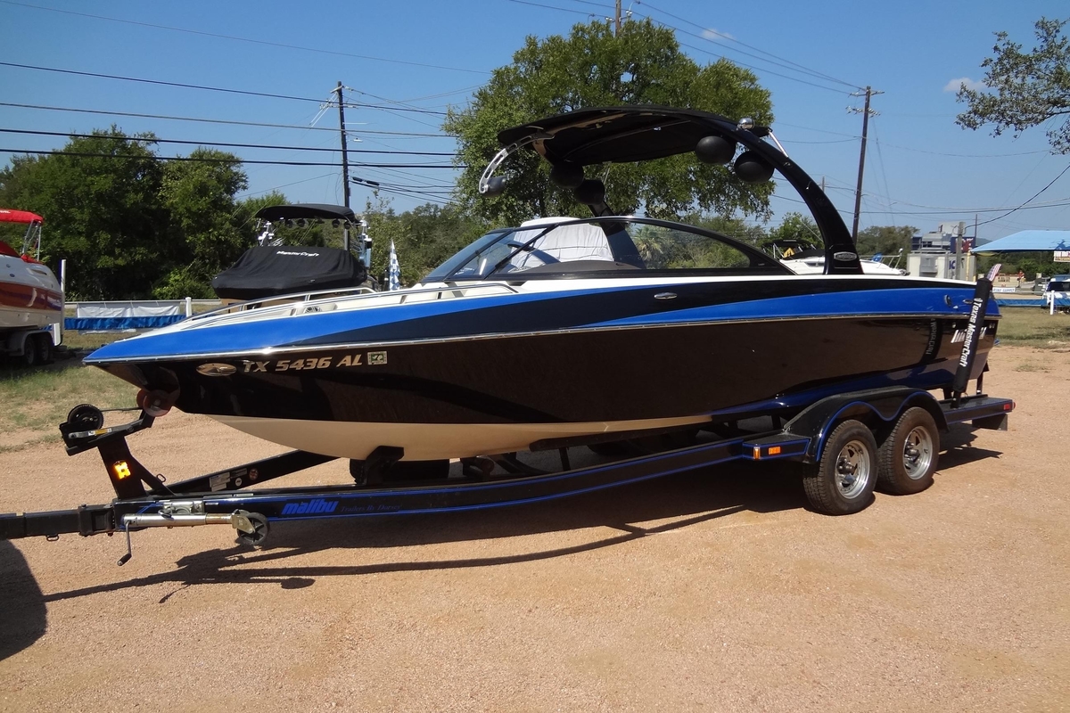 2007 Malibu Wakesetter 23 LSV - Sold Boat