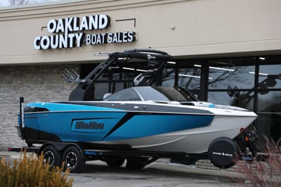 BOATZON | Malibu Wakesetter 23 LSV 2018