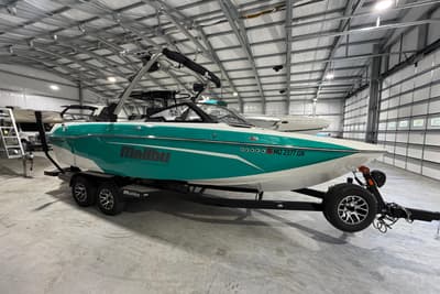 BOATZON | Malibu Wakesetter 23 LSV 2022