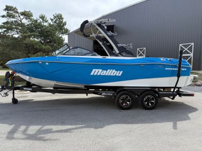 BOATZON | Malibu Wakesetter 23 LSV 2026