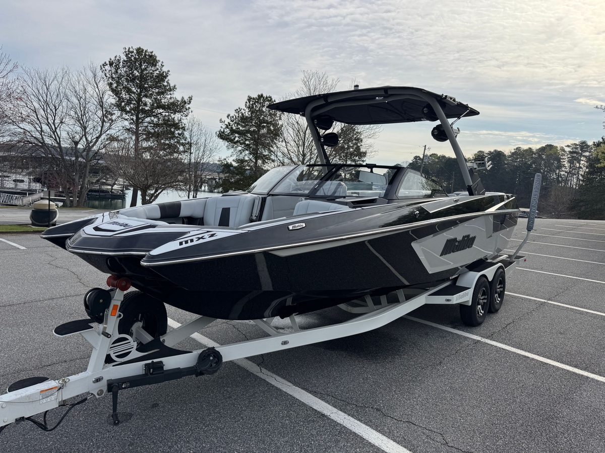 2022 Malibu Wakesetter 24 MXZ - Sold Boat