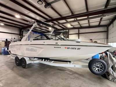 BOATZON | Malibu Wakesetter 24MXZ 2022