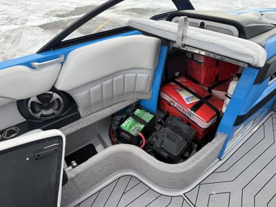 BOATZON | Malibu WAKESETTER 25 LSV 2017