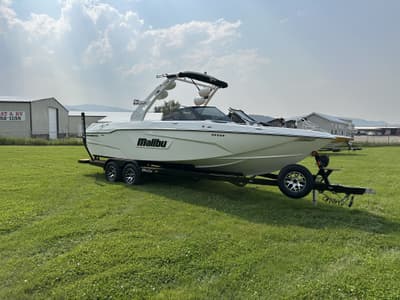 BOATZON | Malibu WAKESETTER 25 LSV 2020