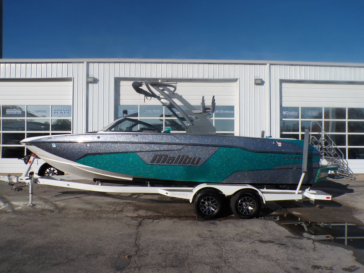 2020 Malibu Wakesetter 25LSV - Sold Boat