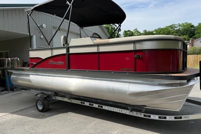 BOATZON | Manitou 21 Aurora LE 2027