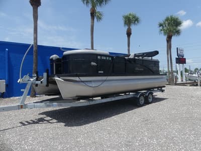 BOATZON | Manitou 22 Aurora LE RF Twin Tube 2022 BOATZON | Manitou 22 Aurora LE RF Twin Tube 2022