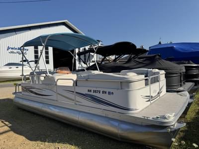 BOATZON | Manitou 221 F2C OASIS 2007
