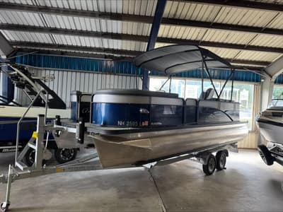 BOATZON | Manitou 22RF AURORA LE 2021
