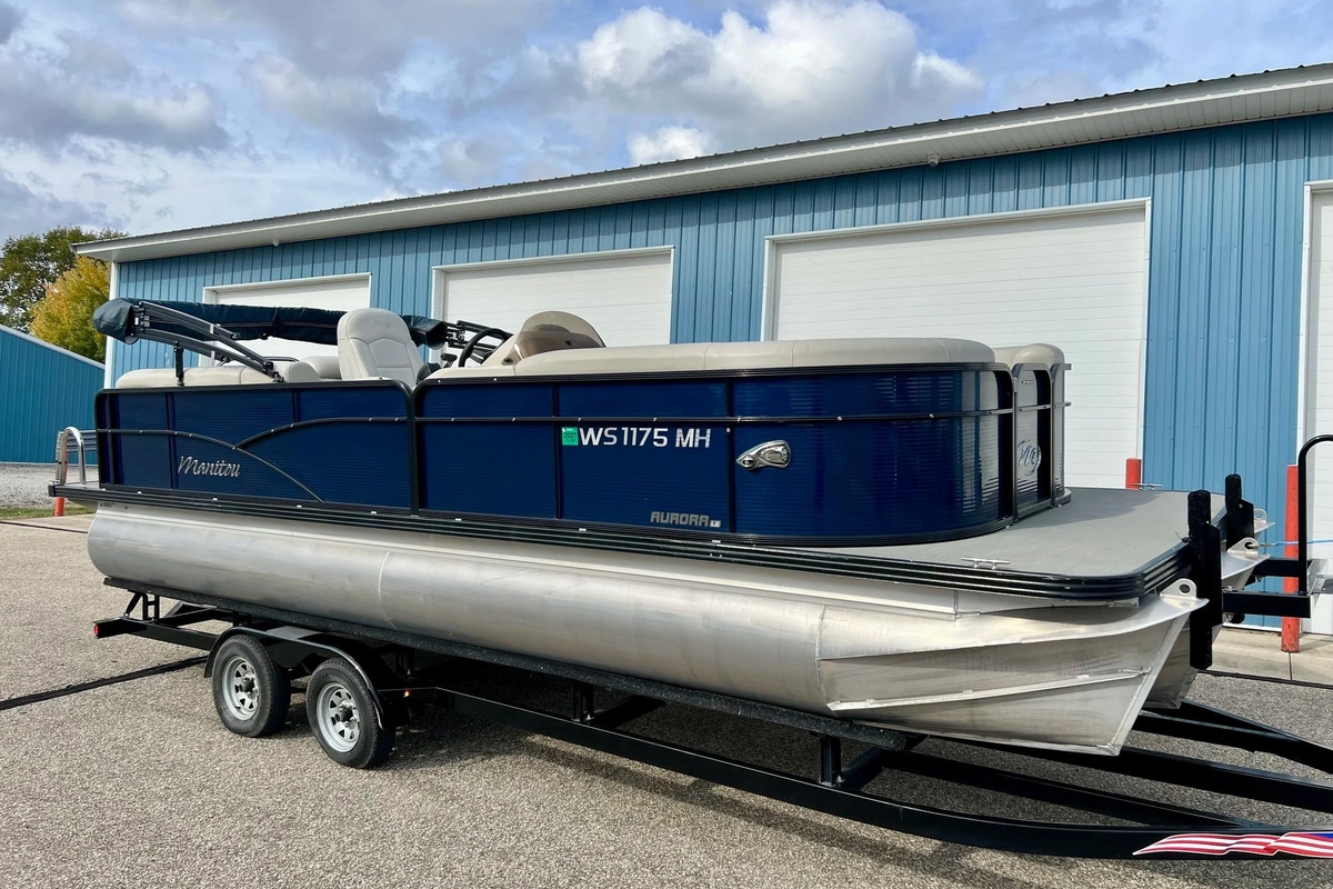 2018 Manitou 23 Aurora LE - Sold Boat