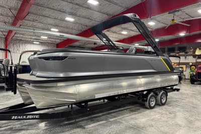 BOATZON | Manitou 24 Explorer 2024