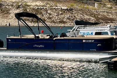 BOATZON | Manitou 25 AURORA LE RF 2022
