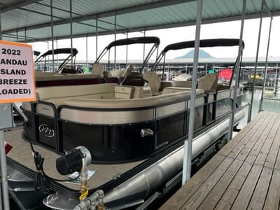 BOATZON | Manitou 25 Aurora LE RF VP 2021