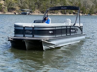 BOATZON | Manitou 25 Encore RF SHP Twin 2021 BOATZON | Manitou 25 Encore RF SHP Twin 2021