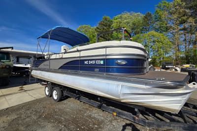 BOATZON | Manitou 25 SES 2015 BOATZON | Manitou 25 SES 2015