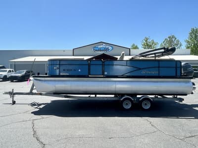 BOATZON | Manitou Aurora LE 22 RF Twin Tube 25 2018