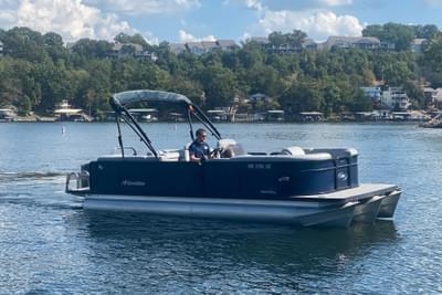 BOATZON | Manitou Aurora LE 23 RF VP 2019