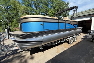 BOATZON | Manitou Aurora RF 23 2027 BOATZON | Manitou Aurora RF 23 2027
