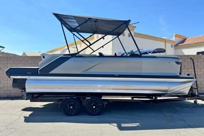 BOATZON | Manitou Cruise 22 Max Bench 2026