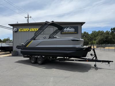 BOATZON | Manitou Explore 2025