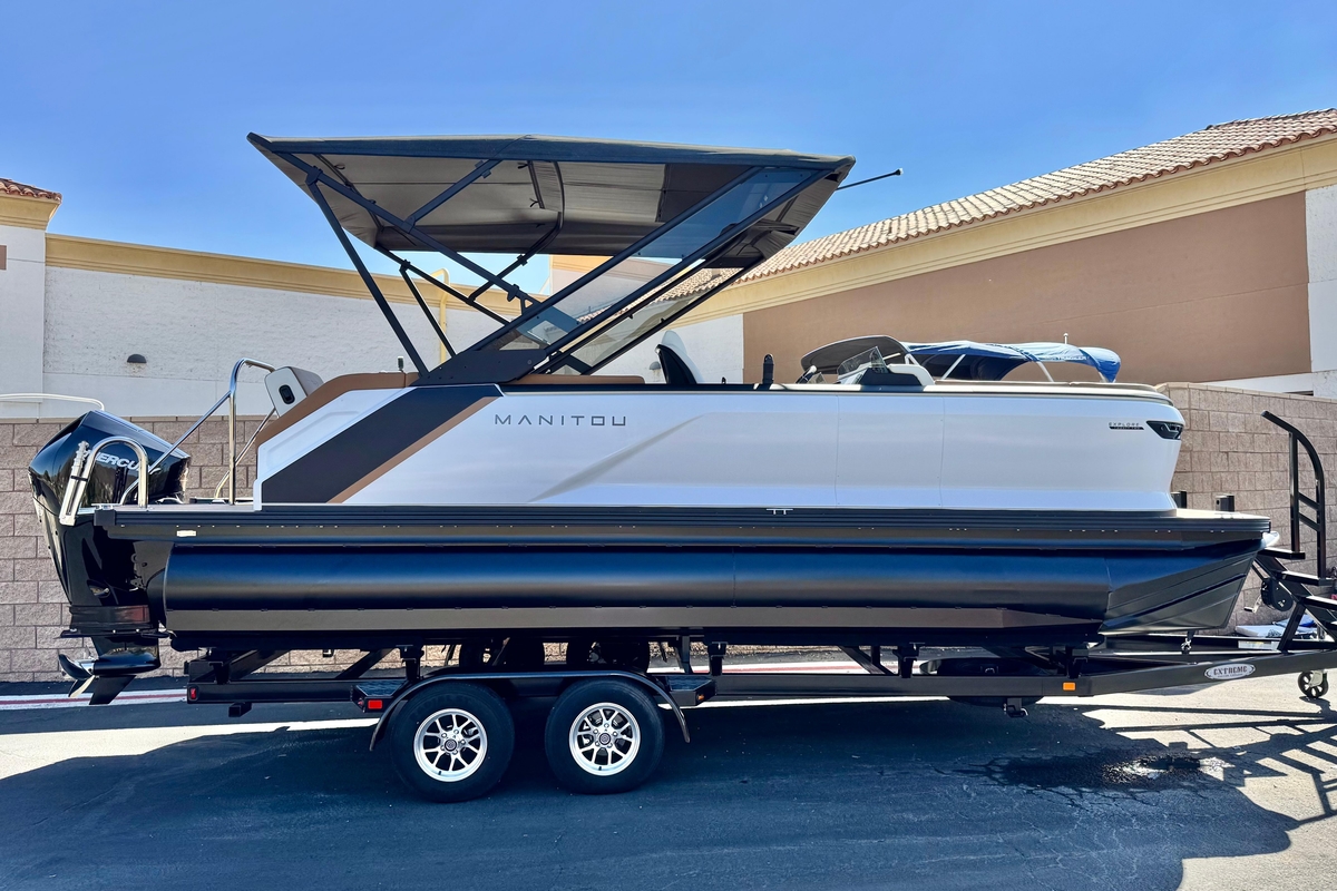 2026 Manitou EXPLORE 22 - Sold Boat