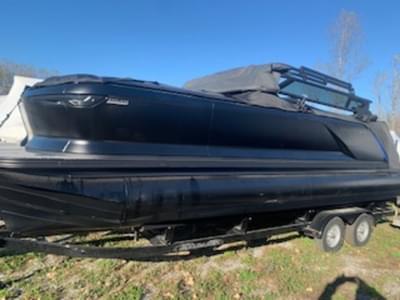 BOATZON | Manitou Explore 24 Navigator 2025