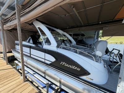 BOATZON | Manitou Legacy 250 2019