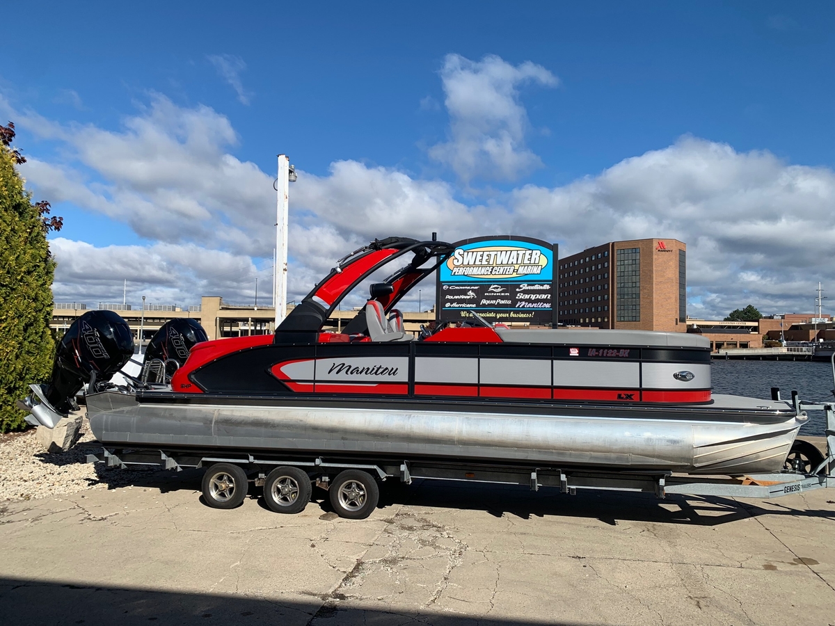 2023 Manitou Manitou LX 27 Rear Facing XTreme RFX Twins 2023 - Sold Boat