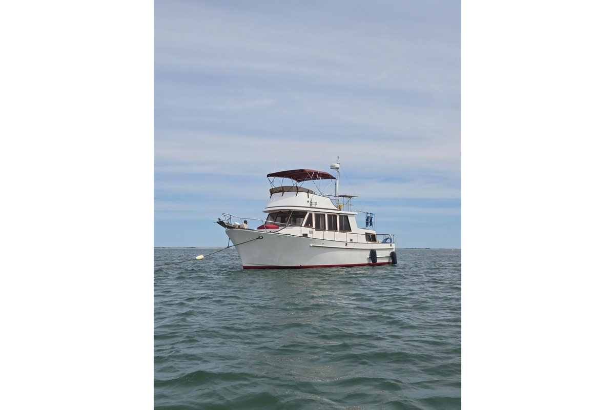 1987 Marine Trader 36 - Sold Boat