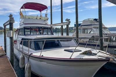 BOATZON | Marinette Marinette Flybridge 32 1987 BOATZON | Marinette Marinette Flybridge 32 1987
