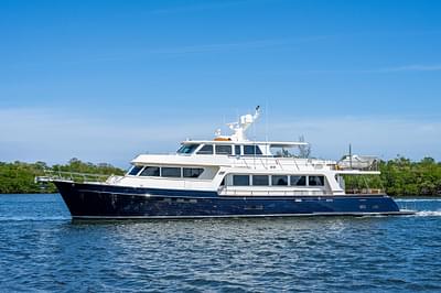 BOATZON | Marlow Explorer Enclosed Bridge CB 2013 BOATZON | Marlow Explorer Enclosed Bridge CB 2013