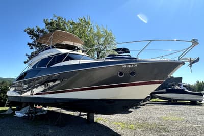 BOATZON | Marquis 420 Sport Bridge 2014