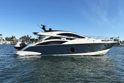 BOATZON | Marquis Sport Coupe 2011