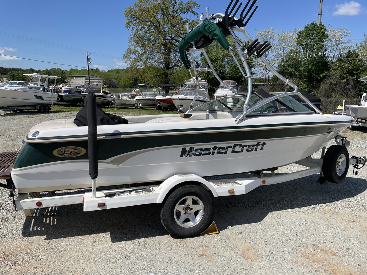2000 MasterCraft MasterCraft 195 Pro Star X5 2000 - Sold Boat
