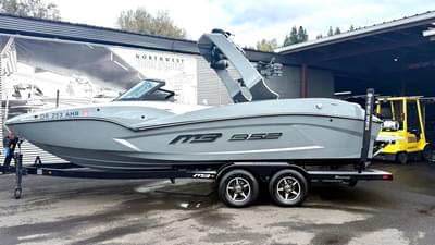 BOATZON | MasterCraft B52 23 Alpha 2023