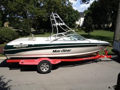 BOATZON | MasterCraft MariStar 210 1999