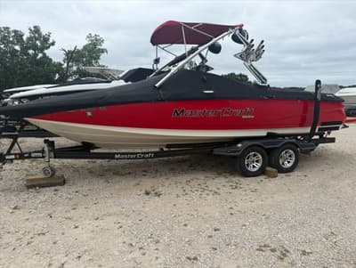 BOATZON | Mastercraft MAST 2010