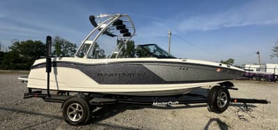 BOATZON | MasterCraft NXT20 2017