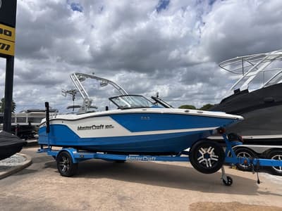 BOATZON | MasterCraft NXT20 2018