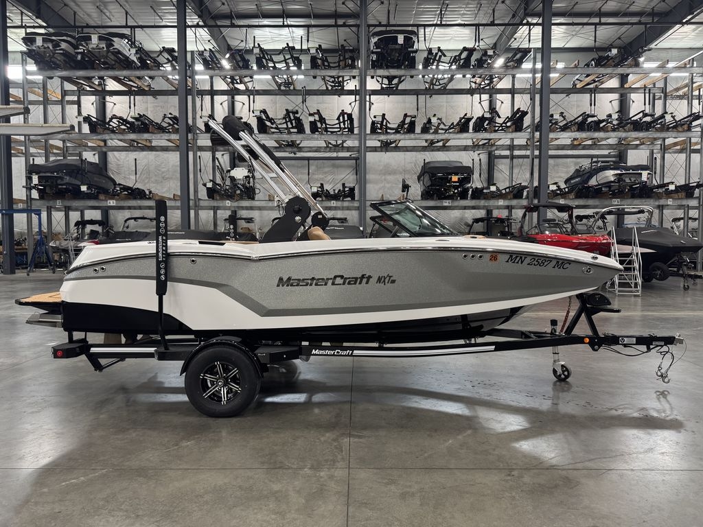 2021 MasterCraft NXT20 - Sold Boat