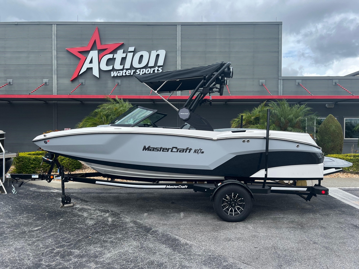 2025 MasterCraft NXT20 - Sold Boat