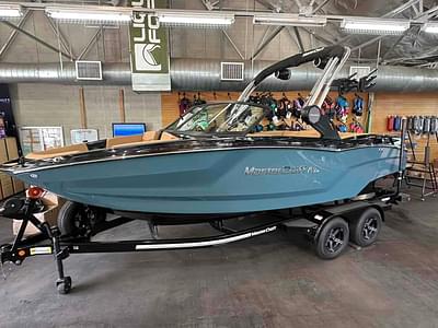 BOATZON | MasterCraft NXT21 2025 BOATZON | MasterCraft NXT21 2025