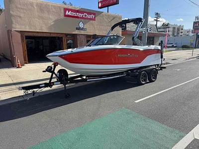 BOATZON | MasterCraft NXT21 2025 BOATZON | MasterCraft NXT21 2025