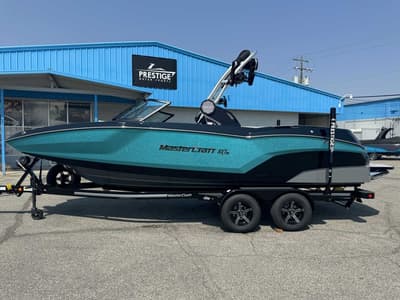 BOATZON | MasterCraft NXT22 2025